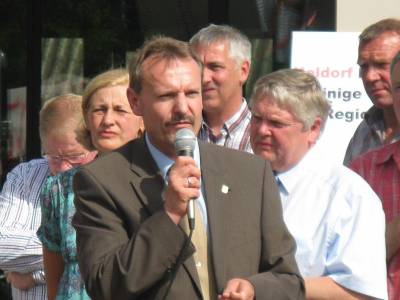 DEMO vor dem Rathaus  - 
