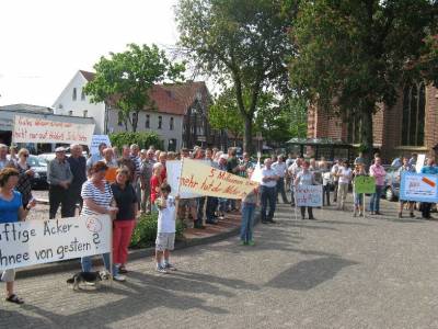 DEMO vor dem Rathaus  - 