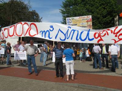 DEMO vor dem Rathaus  - 