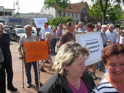 DEMO vor dem Rathaus  - 